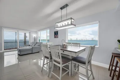 100 Paradise Harbour Boulevard #304 1