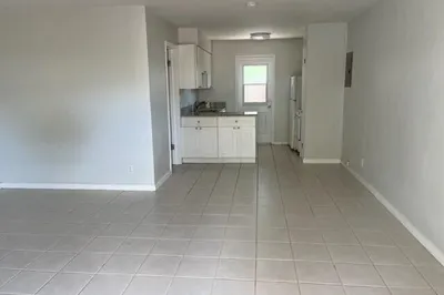 1129 NE 17th Terrace #4 1