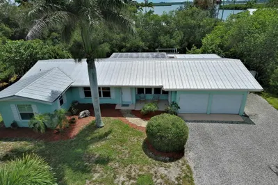 285 Live Oak Drive 1