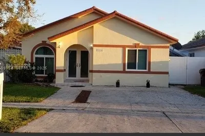 3116 W 73rd Pl 1