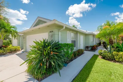 2824 SW Ridgewood Place 1