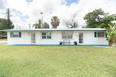 6872 SW 15th Street 1