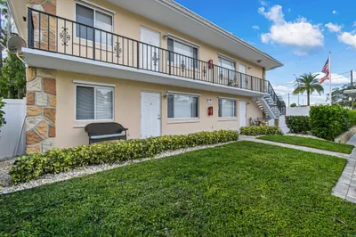 1905 Lake Worth Road #2 1