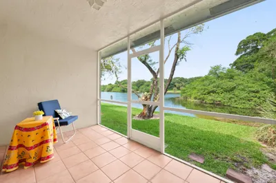 10432 Lake Vista Circle 1