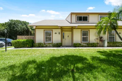 324 Maplecrest Circle 1