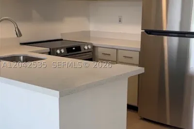 738 Executive Center Dr #23 1