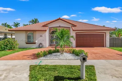 2891 SW 143rd Pl 1