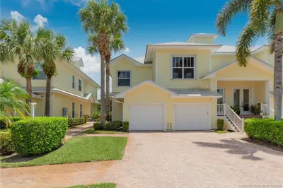 3407 SW Sawgrass Villas Drive #11-A 1