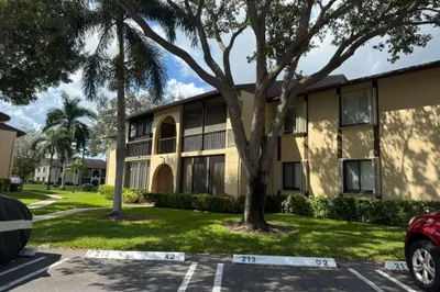 213 Pine Hov Circle #D2 1
