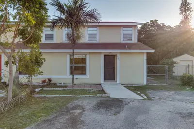 8585 Crater Terrace