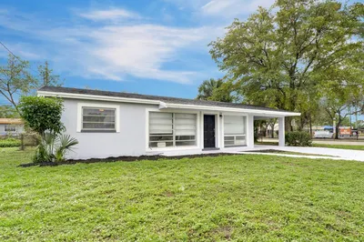 3290 NW 13th Street 1