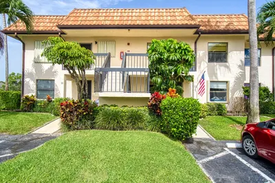 7257 GOLF COLONY Court #202 1
