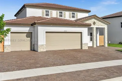2832 SE 23rd Ave 0 1