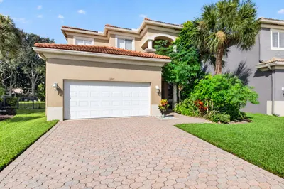 1017 Grove Park Circle 1