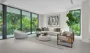 100 Hampton Ln Photo