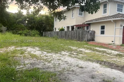 0 NW 1st Ave 1