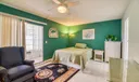81 Farnham D Photo