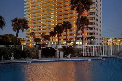 caribe night view