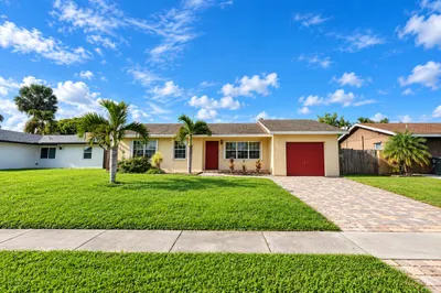 9135 Saddlecreek Drive 1