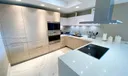 17111 Biscayne Blvd #403 Photo