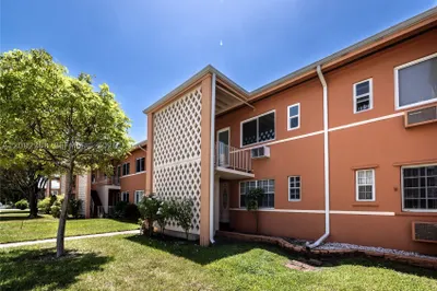 3550 SW 9th Ter #8B 1