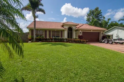 138 NE Twylite Terrace 1