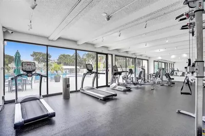 20441 NE 30th Ave #324-9 1