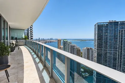 200 Biscayne Boulevard Way #5104 1