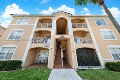 5570 NW 61st St #930 1