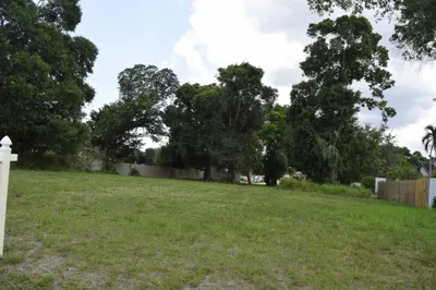 901 Elyse Circle 1