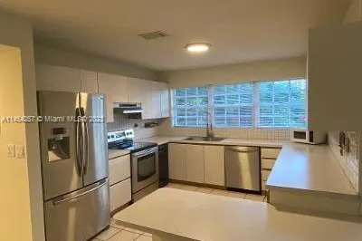37 Majorca Ave #304 1