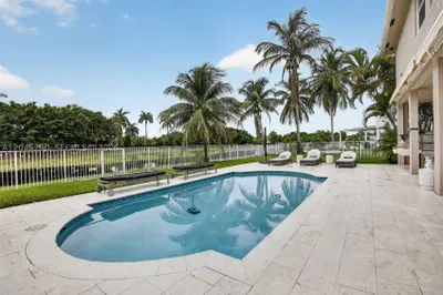981 Waterside Cir 1
