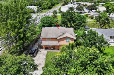 115 SE 5th Street 1