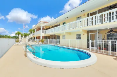 2121 NE 68th Street #209 1