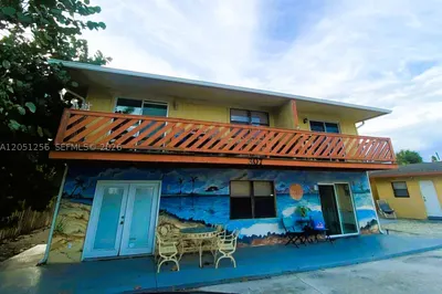 307 S Ocean Dr #B 1
