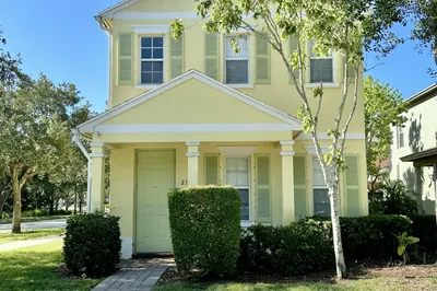 2143 SE Se Bell Isle Drive 1