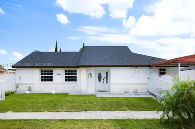 12440 SW 207th Ter 1