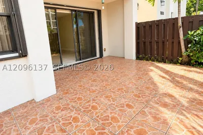10135 NW 9th St Cir #5-106 1