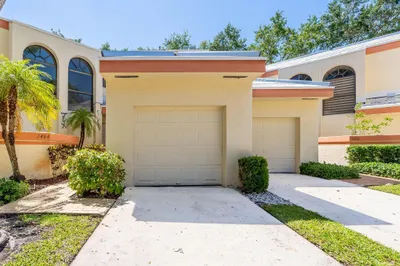 3404 Emerald Oaks Drive #803 1