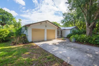 1902 Zephyr Avenue 1