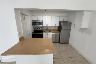 4271 NW 5TH Street #128 1