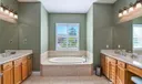 7536 SE Laque Circle Photo