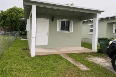 614 SW 10th Ave #2 1