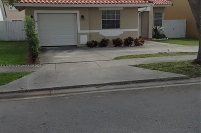 651 NW 134th Ave 1
