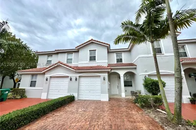 20733 NE 10th Ct 1