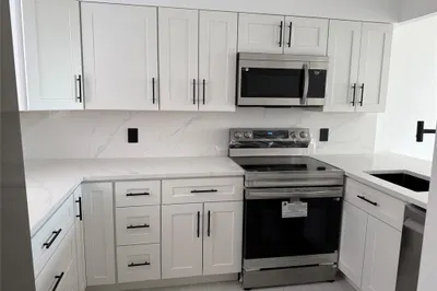 112 Royal Park Drive #4b 1