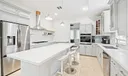 2501 Pine Tree Dr Photo