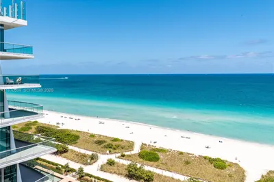 9341 Collins Ave #1204 1