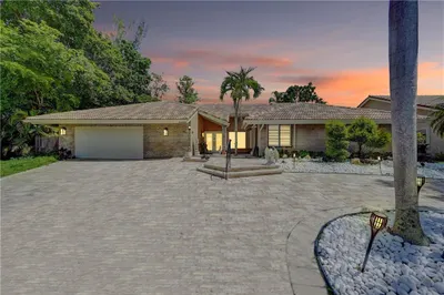 8300 Black Olive Dr 1