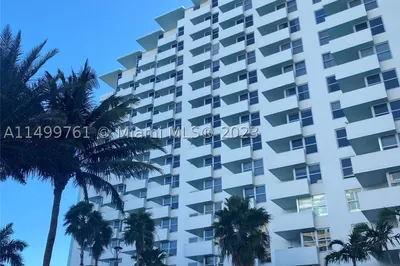 2899 Collins Ave #PH H 1